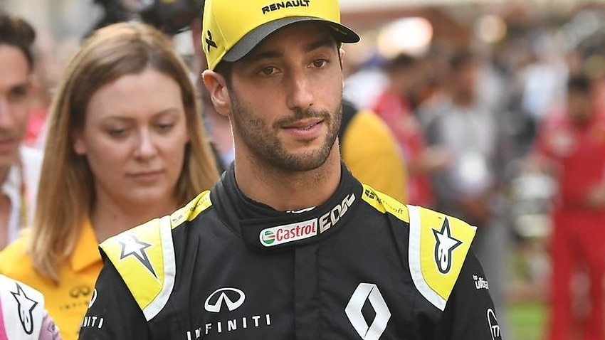 Ricciardo frustrated after F1 qualifying | SBS News