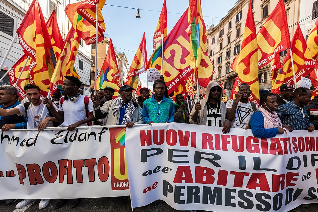 Anti-referendum protests in Rome. 