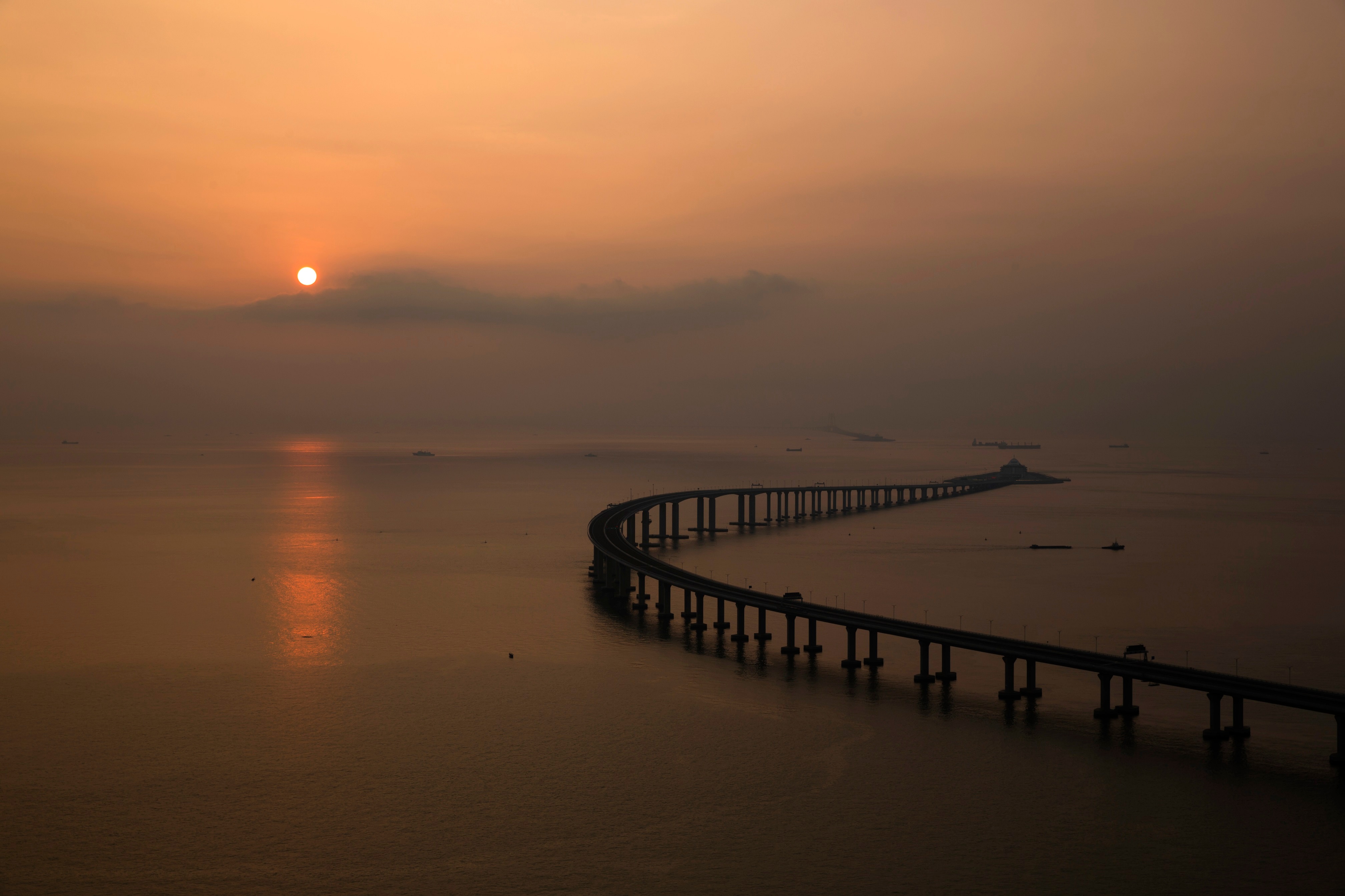 World's longest sea bridge between Hong Kong and Macau set to open ...