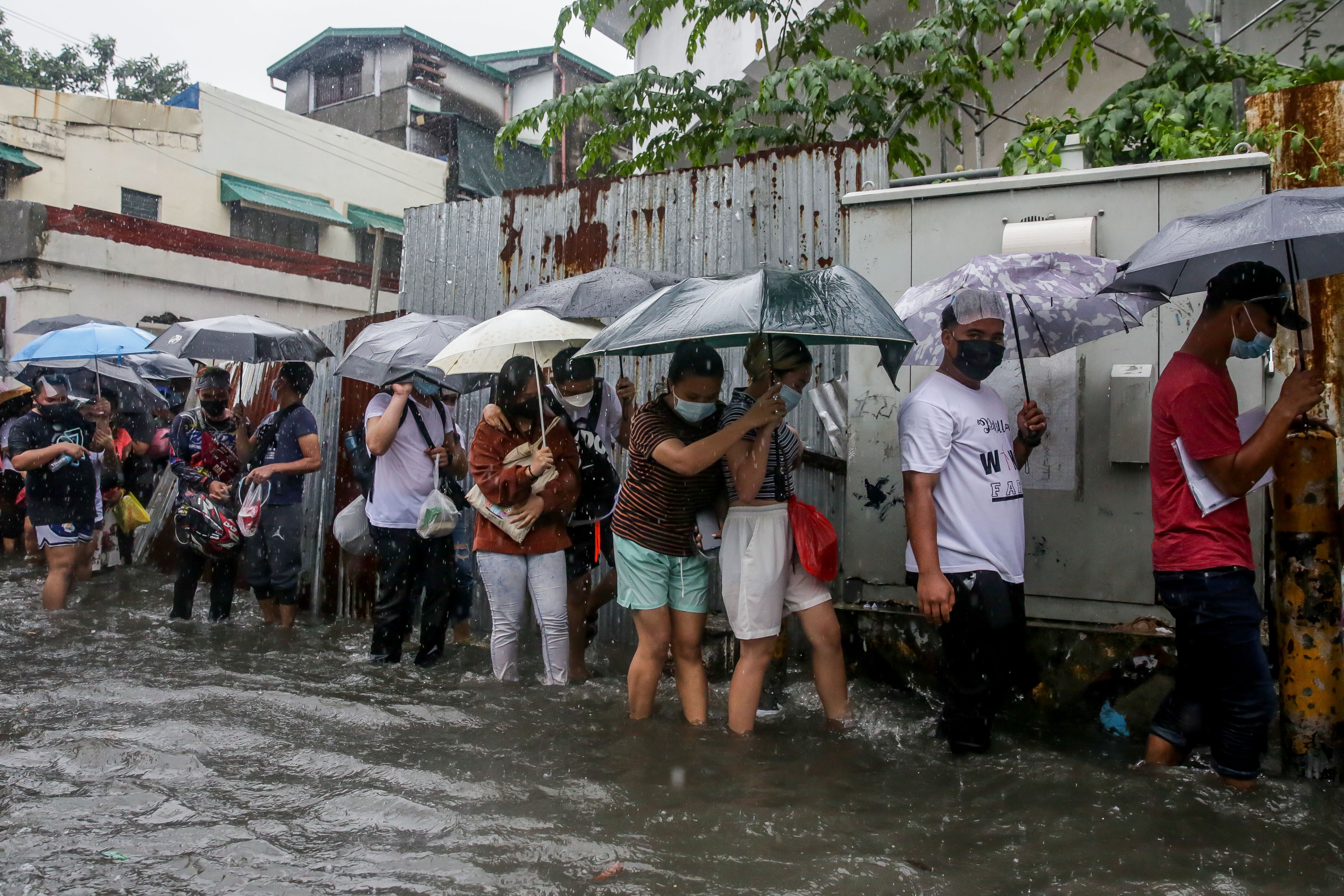 Three people have been killed and five injured in accidents caused by heavy monsoon rains and strong winds in the Philippines.