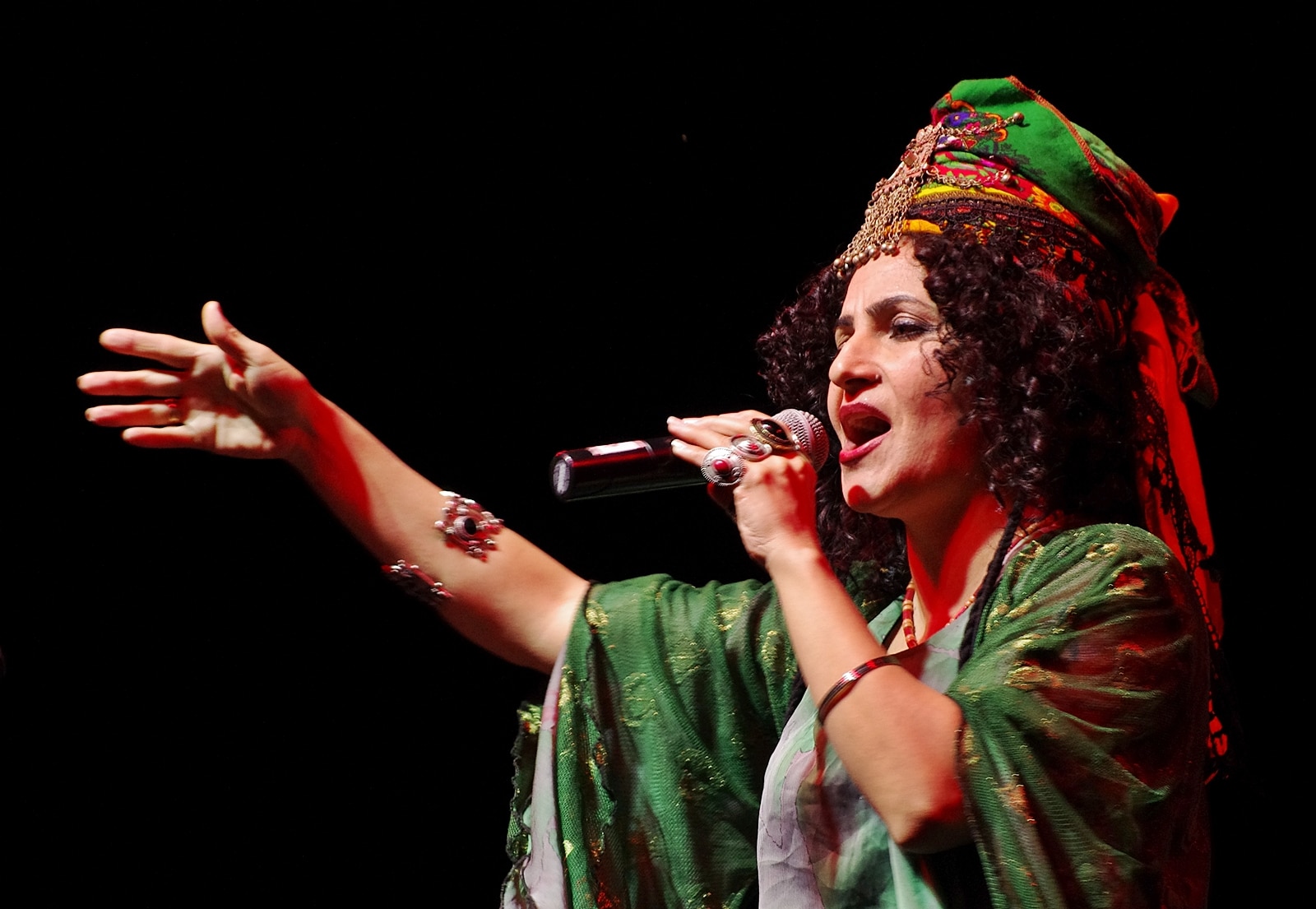 Kurdish opera singer, Mizgin Tahir, Diyarbakir