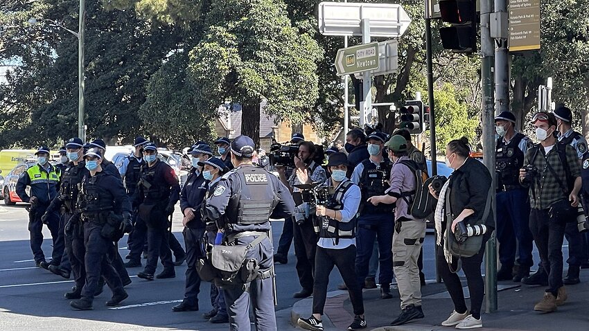 Image for read more article 'NSW Police deploys 1,500 officers to crack down on anti-lockdown protest'